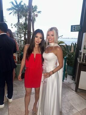 BCBG MaxAziria DRESS Red Strapless Mini Dress - Vibrant Red